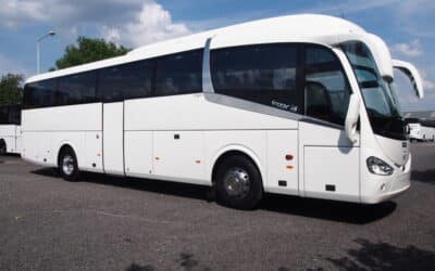 Hassle-Free Airport Transfers in Kingswinford with UK Coach Hire